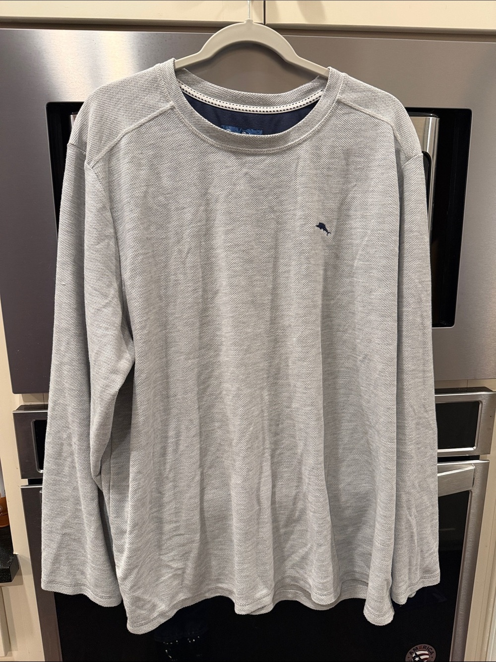 Tommy Bahama Light Gray Long-Sleeve Crewneck Shirt